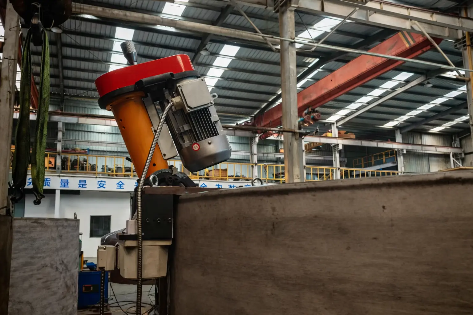 DMM-YG-80 beveling a large cylinder at the pressure vessel factory